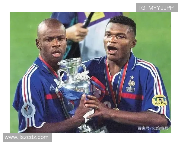 白人足球明星的崛起与影响力分析：从历史到现状的全面解读